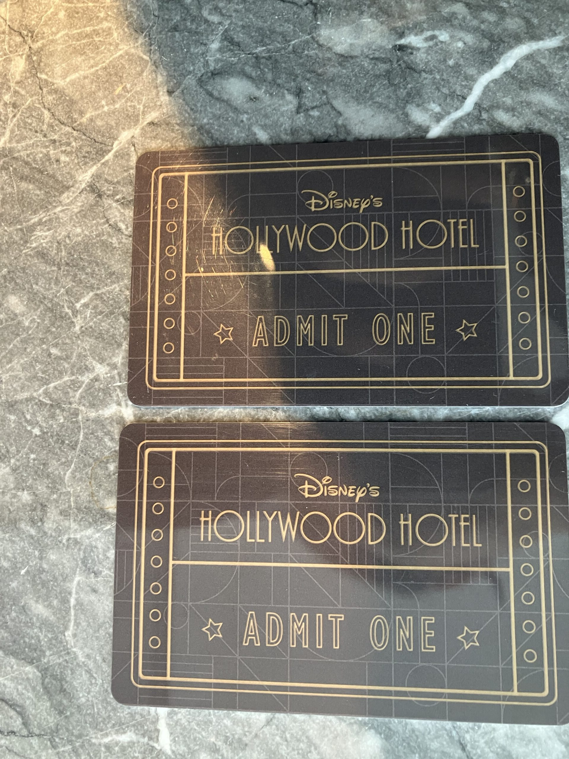 ディズニー・ハリウッド・ホテル 5人家族の宿泊レポート | 3兄弟の旅