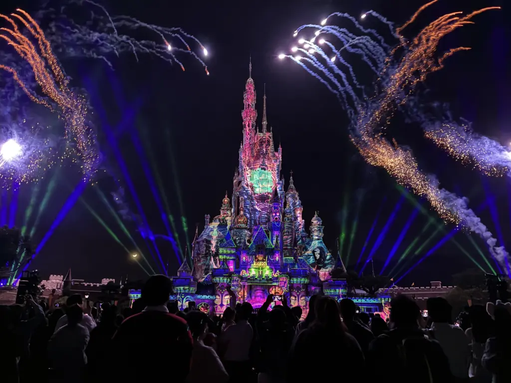 香港ディズニー】特別鑑賞エリアでモーメンタスを鑑賞 見え方や課金の