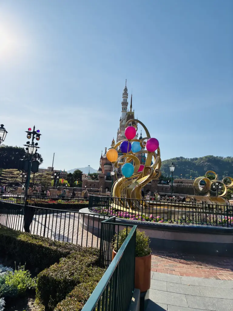 香港ディズニーランド　写真立て 香港ディズニー限定】ディズニー 写真立て - メルカリ